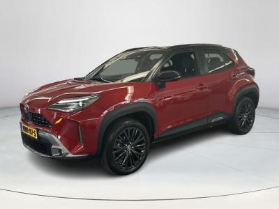 Financial Leas Toyota Yaris Cross 1.5 Hybrid Adventure Bi-tone