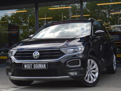 Financial Leas Volkswagen T-Roc 1.5 TSI Sport Led Camera CarPlay Afn.trekh