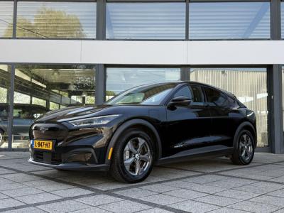 Financial Leas Ford Mustang Mach-E RWD 75 kWh