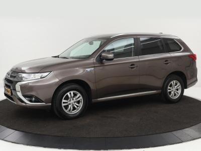 Financial Leas Mitsubishi Outlander 2.0 PHEV Pure
