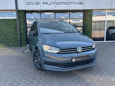 Financial Leas Volkswagen Touran 1.5 TSI 150PK 7P. IQ-Drive
