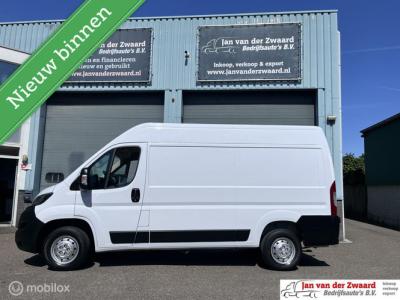 Financial Lease Peugeot Boxer 330 2.2 BlueHDi 120 Lang hoog EURO 6 3 zitplaatsen Trekhaak Airco