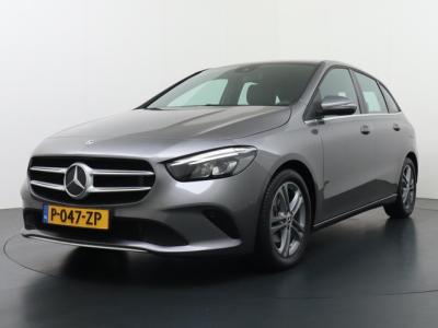 Financial Leas Mercedes-Benz B-Klasse 180 Launch Edition Style