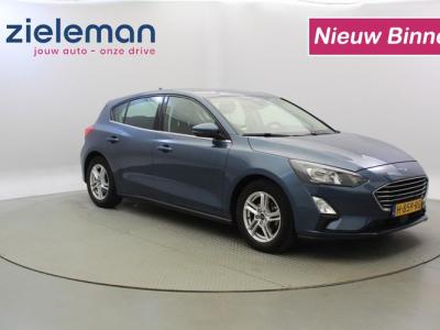 Financial Leas Ford Focus 1.0 EcoBoost Edition Business 125 PK - Carplay