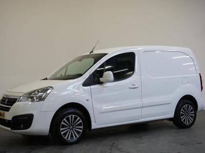 Financial Lease Peugeot Partner 1.6 100 PK L1 Premium Pack