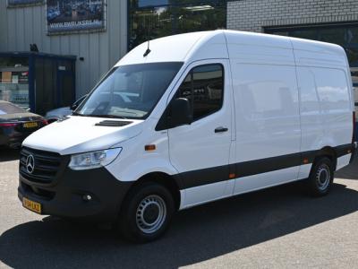 Financial Leas Mercedes-Benz Sprinter 317 CDI L2H2 Pro