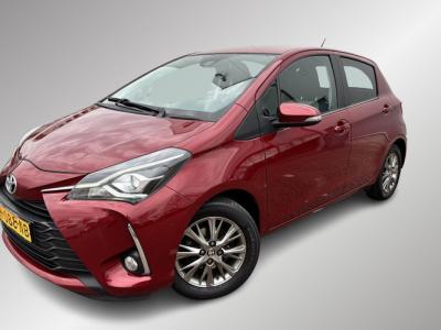 Financial Leas Toyota Yaris 1.5 VVT-i Dynamic Apple carplay