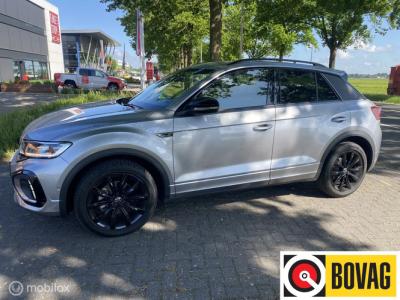 Financial Lease Volkswagen T-Roc 1.5 TSI R-Line 18 INCH CarPlay Black Style pakket