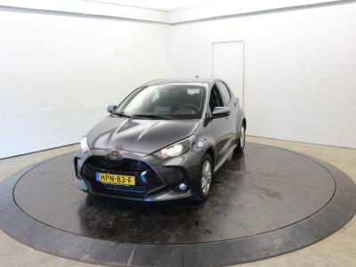 Financial Lease Toyota Yaris 1.5 Hyb Nieuw Rijklaar Camera PDC v+a Stoel
