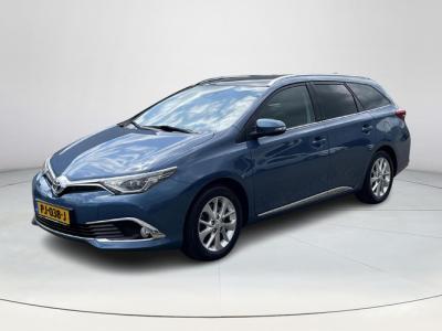 Financial Leas Toyota Auris Touring Sports 1.8 Hybrid Executive PRO