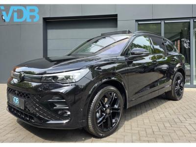 Financial Leas Volkswagen Tiguan 1.5 eHybrid R-Line 272PK BLACK STYLE VOL!!