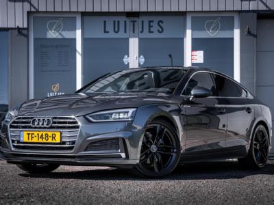 Financial Leas Audi A5 Sportback 2.0 TFSI MHEV 3x S-Line I Pano-dak I Climate I 19'' I NL-auto I NAP