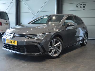 Financial Leas Volkswagen Golf 1.5 eTSI 3X R-LINE navi clima led pdc 17 inch 150 pk !!