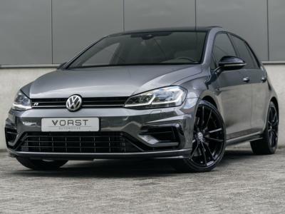 Financial Leas Volkswagen Golf 2.0 TSI 4Motion R Performance Pano Akra DCC