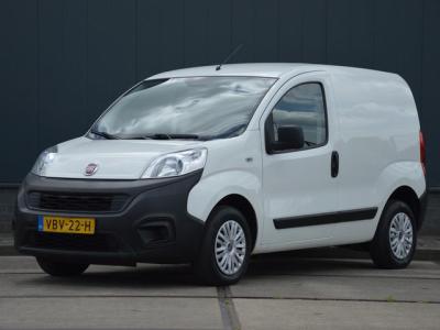 Financial Leas Fiat Fiorino 1.4 Easy Pro Airco Benzine uitvoering Euro 6