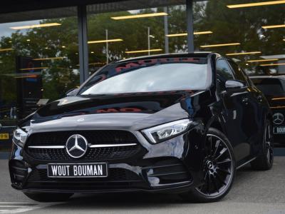 Financial Lease Mercedes-Benz A-Klasse 250 e AMG Led Panorama Widescreen Sfeer Camera Night Augmented