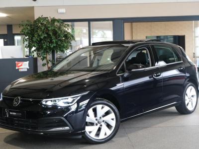 Financial Lease Volkswagen Golf 1.5 TSI Style 130PK Navi Pano ACC PDC Blind Spot Massage Stoel