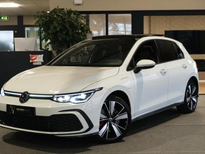 Financial Lease Volkswagen Golf 8 1.4 eHybrid GTE 245PK Pano Navi ACC Virtual IQ Led