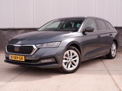 Financial Leas Škoda Octavia Combi 1.5 e-TSI Business Edition Plus
