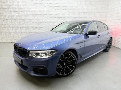 Financial Leas BMW 5 Serie 520i High Executive M PAKKET LIVE COCKPIT NAP