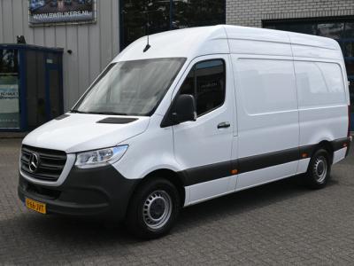 Financial Leas Mercedes-Benz Sprinter 317 CDI L2H2
