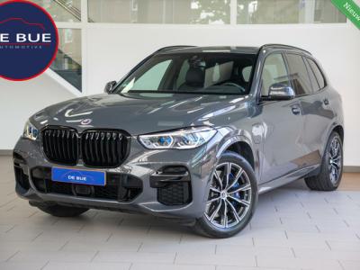 Financial Leas BMW X5 xDrive45e High Executive 6 Cil. BTW 1 eig. M-Sport Competition 50 years Pano HUD Trekhaak Full Options Dealeronderhouden