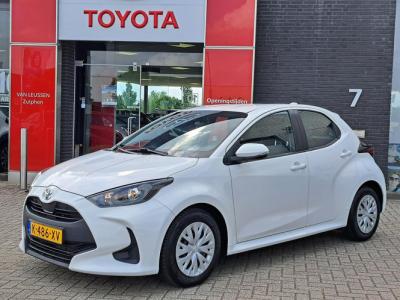 Financial Lease Toyota Yaris 1.0 VVT-i