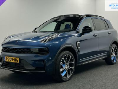 Financial Leas Lynk & Co 01 1.5 261PK Plug-in Hybrid Zwarte hemel