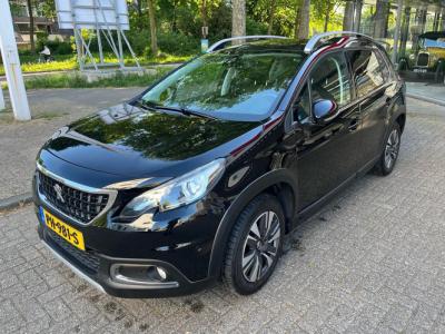 Financial Lease Peugeot 2008 1.2 PureTech Allure