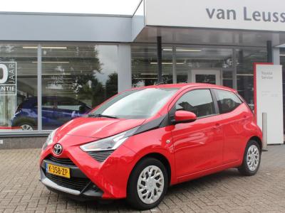 Financial Lease Toyota Aygo X-PLAY 5-DEURS