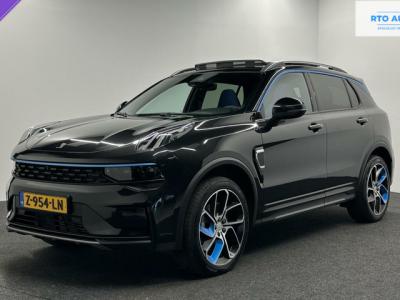 Financial Leas Lynk & Co 01 1.5 261PK Plug-in Hybrid Zwarte hemel