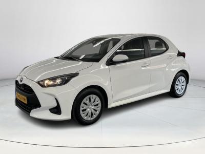 Financial Leas Toyota Yaris 1.5 Hybrid Active Multimediapack