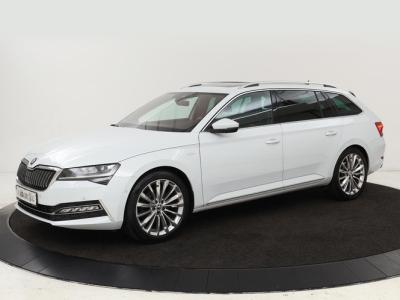 Financial Leas Škoda Superb 1.4 TSI iV Laurin & Klement