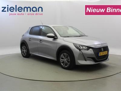 Financial Leas Peugeot e-208 Allure Pack 50 kWh - Carplay
