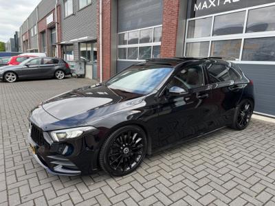 Financial Leas Mercedes-Benz A-Klasse A250 AUT AMG LED Pano Widescreen Navi