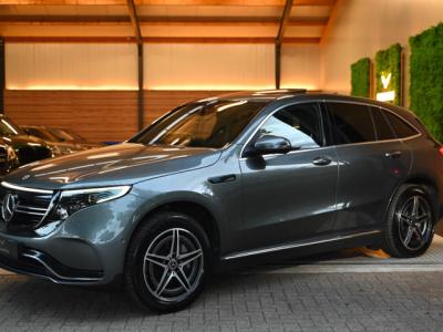 Financial Lease Mercedes-Benz EQC 400 4MATIC Premium Plus 80 kWh AMG - Memory - Distronic - Schuifdak - Keyless Entry - HUD - Ambiance Verlichting