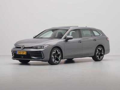 Financial Leas Volkswagen Passat Variant 1.5 eTSI 150pk R-Line Business