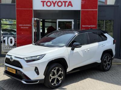 Financial Leas Toyota RAV4 2.5 Plug-in Hybrid AWD Limited Edition