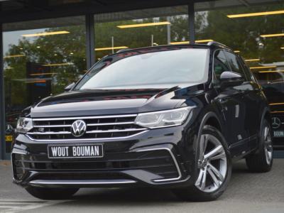 Financial Leas Volkswagen Tiguan 1.5 TSI R-Line DSG Led Panorama Leder Memory Acc Virtual Camera Trekh.
