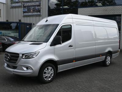 Financial Leas Mercedes-Benz Sprinter 319 CDI L3H2 Vele opties