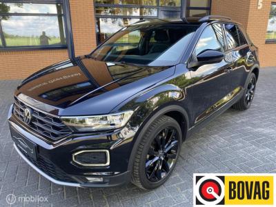 Financial Leas Volkswagen T-Roc I 1.5 TSI DSG BlackStyle
