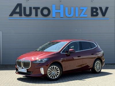 Financial Lease BMW 2 Serie Active Tourer 225e xDrive High Executive Harman-Kardon Keyless Entry Elek Stoelverstelling Trekhaak Head-Up Display Achteruitrij
