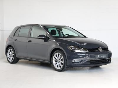 Financial Leas Volkswagen Golf 1.5TSI 150PK Highline 5drs NAP