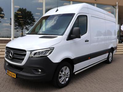 Financial Lease Mercedes-Benz Sprinter 319 3.0 CDI V6 190 PK AUT. L2H2 + LED