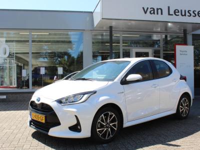 Financial Leas Toyota Yaris 1.5 HYBRID DYNAMIC