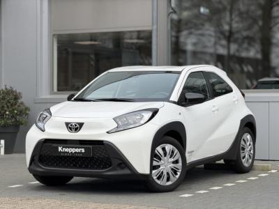 Financial Lease Toyota Aygo X 1.0 VVT-i Play