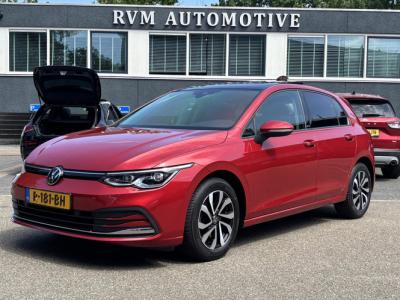 Financial Lease Volkswagen Golf 1.0 eTSI Life