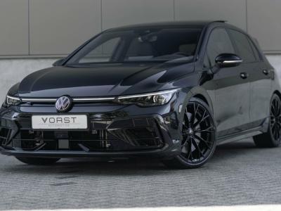 Financial Leas Volkswagen Golf 2.0 TSI 4Motion R Perf Akra 360 Pano Black