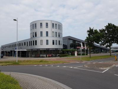 Financial Leas Mercedes-Benz A-Klasse 250 e Business Solution AMG Limited