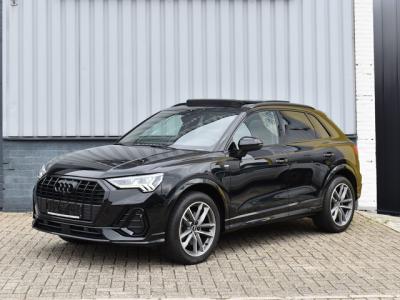 Financial Leas Audi Q3 45 TFSI e 245 Pk S-Line Black Ed Pano Memory Leder